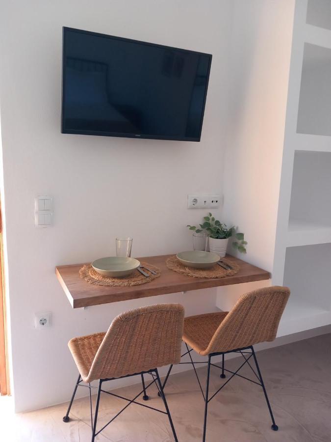 Peristerionas Estate Appartement Karystos  Buitenkant foto